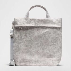 Lululemon On My Level Tote Bag 20L